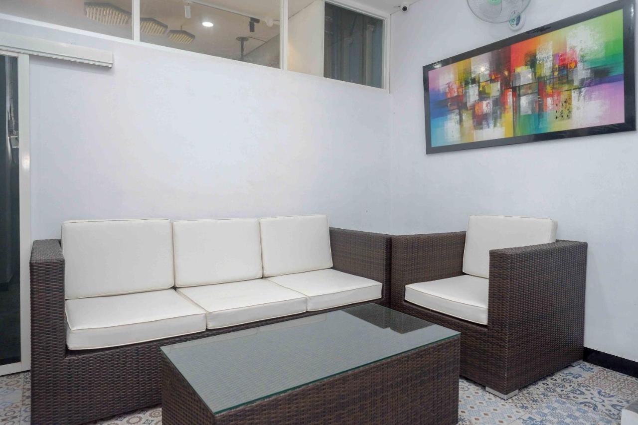 Reddoorz Plus Near Patung Kuda Undip Jatingaleh Exterior photo