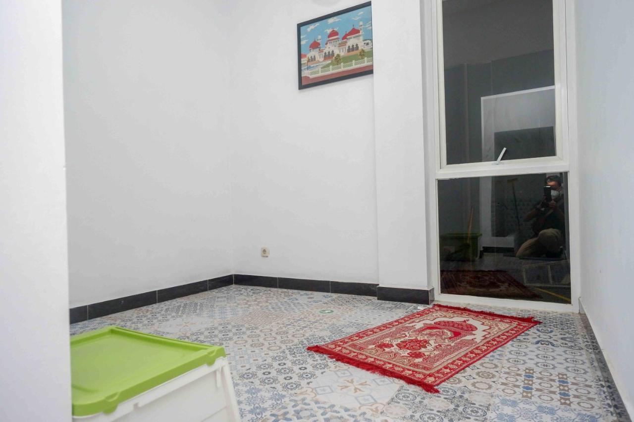 Reddoorz Plus Near Patung Kuda Undip Jatingaleh Exterior photo